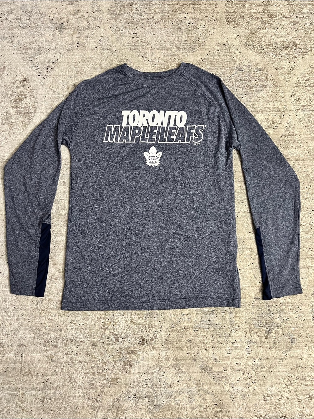 NHL Toronto Maple Leafs Long Sleeve Shirt - Size Small